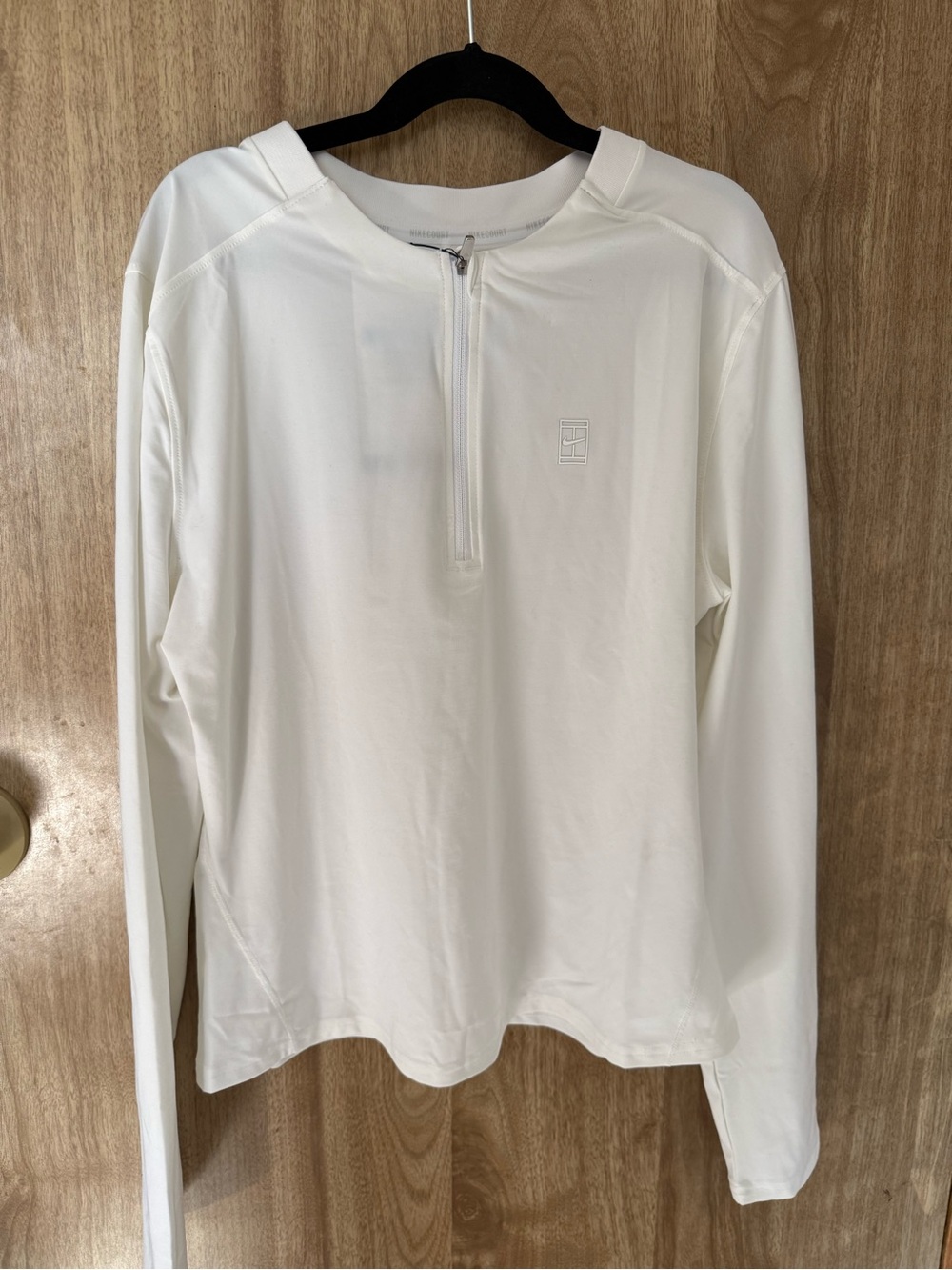 NikeCourt Advantage
Women's Dri-FIT Mid-Layer Tennis Top